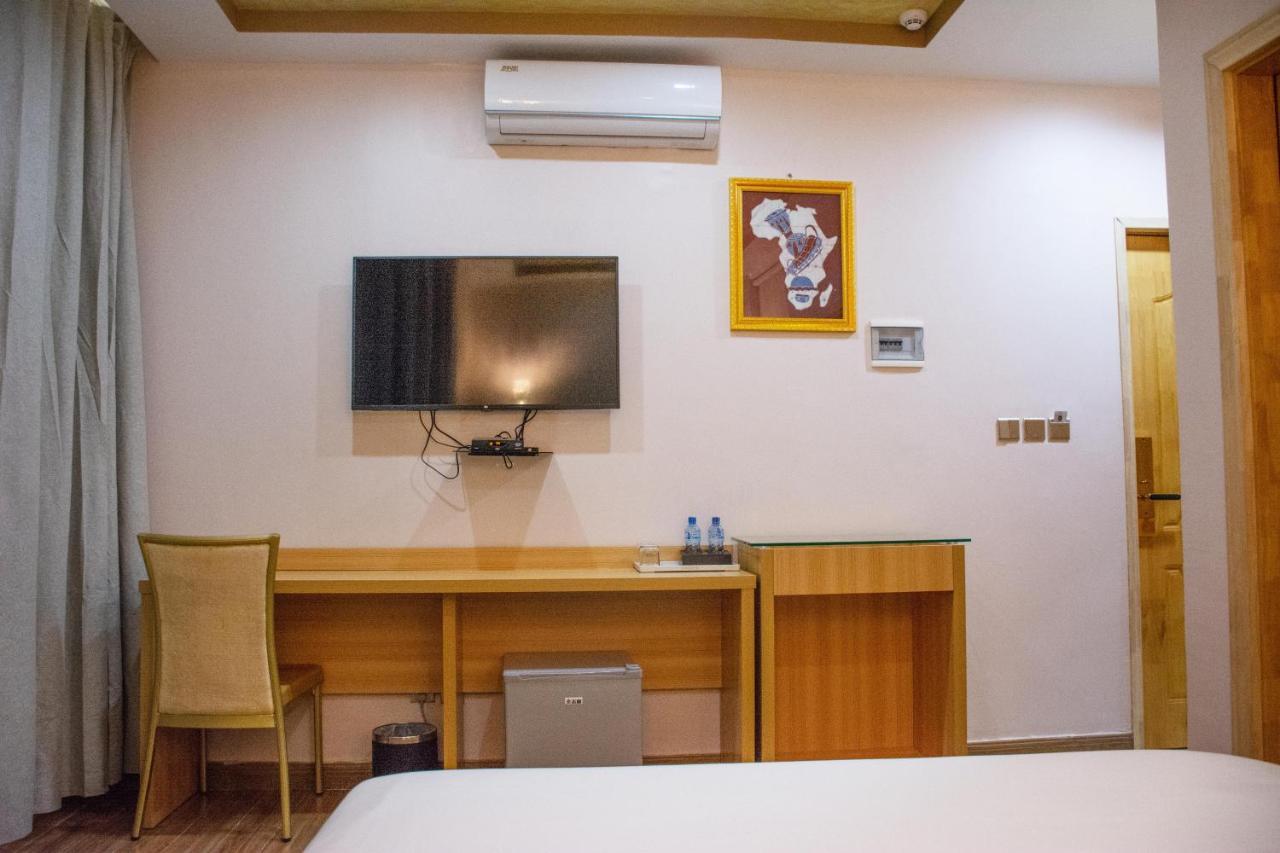 Sami Hotel Ouagadougou Bagian luar foto