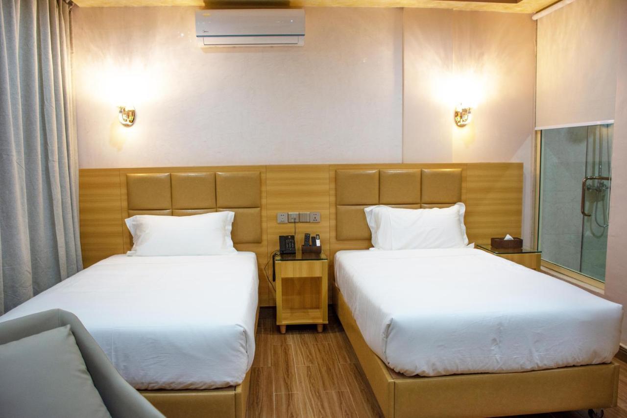 Sami Hotel Ouagadougou Bagian luar foto